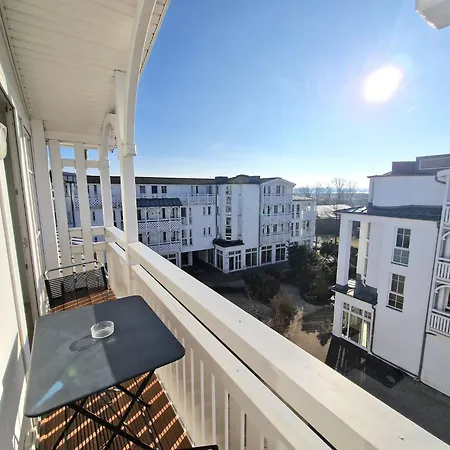 Apartment Mit Balkon In Sonniger Sued-west-lage In Sellin (Rugen)