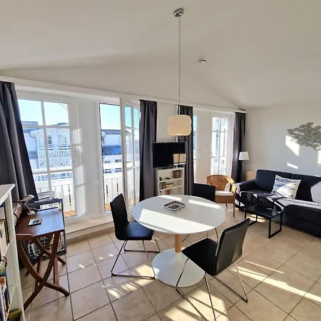 Mit Balkon In Sonniger Sued-west-lage In Sellin (Rugen)